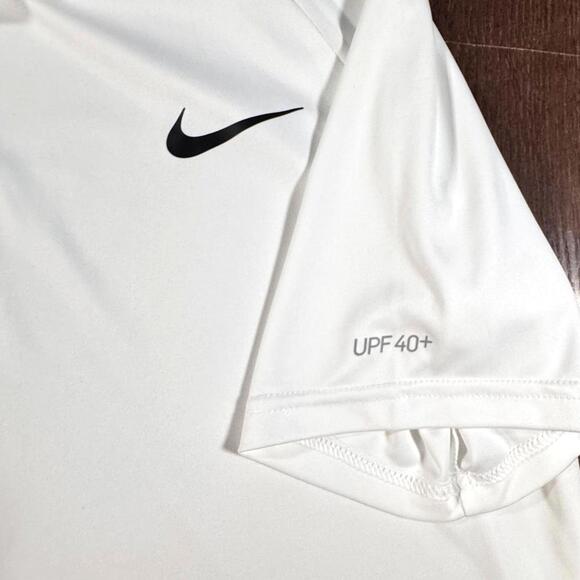 Nike Swim Shirt Men's Medium UPF 40+ Dri-Fit White Short Sleeve UV Protection - Picture 3 of 9